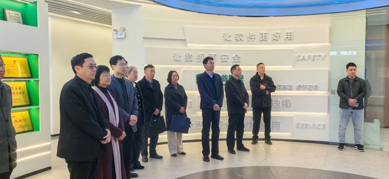 图片3.jpg 图片3.jpg