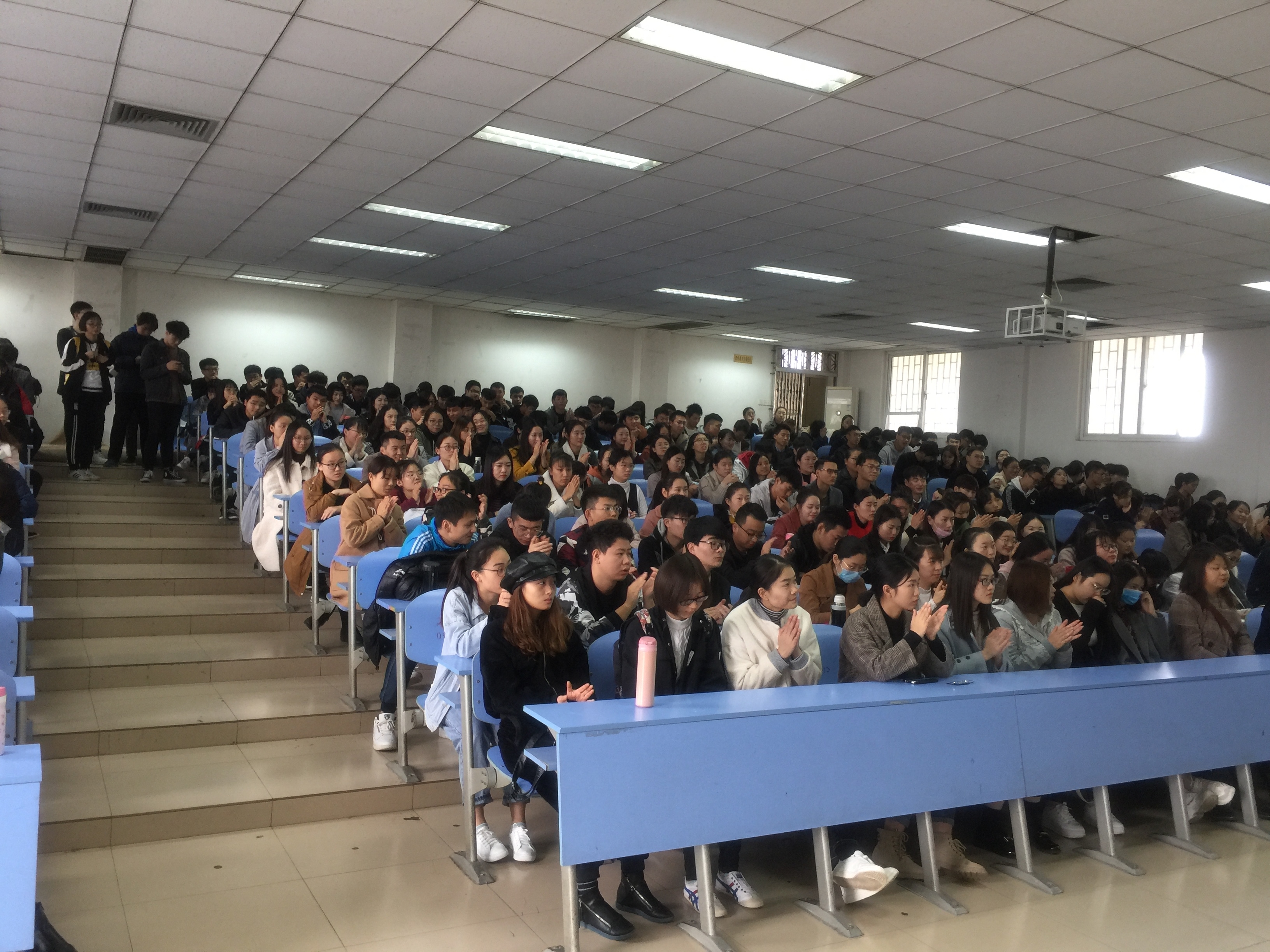 微信图片_20181111202250.jpg 微信图片_20181111202250.jpg