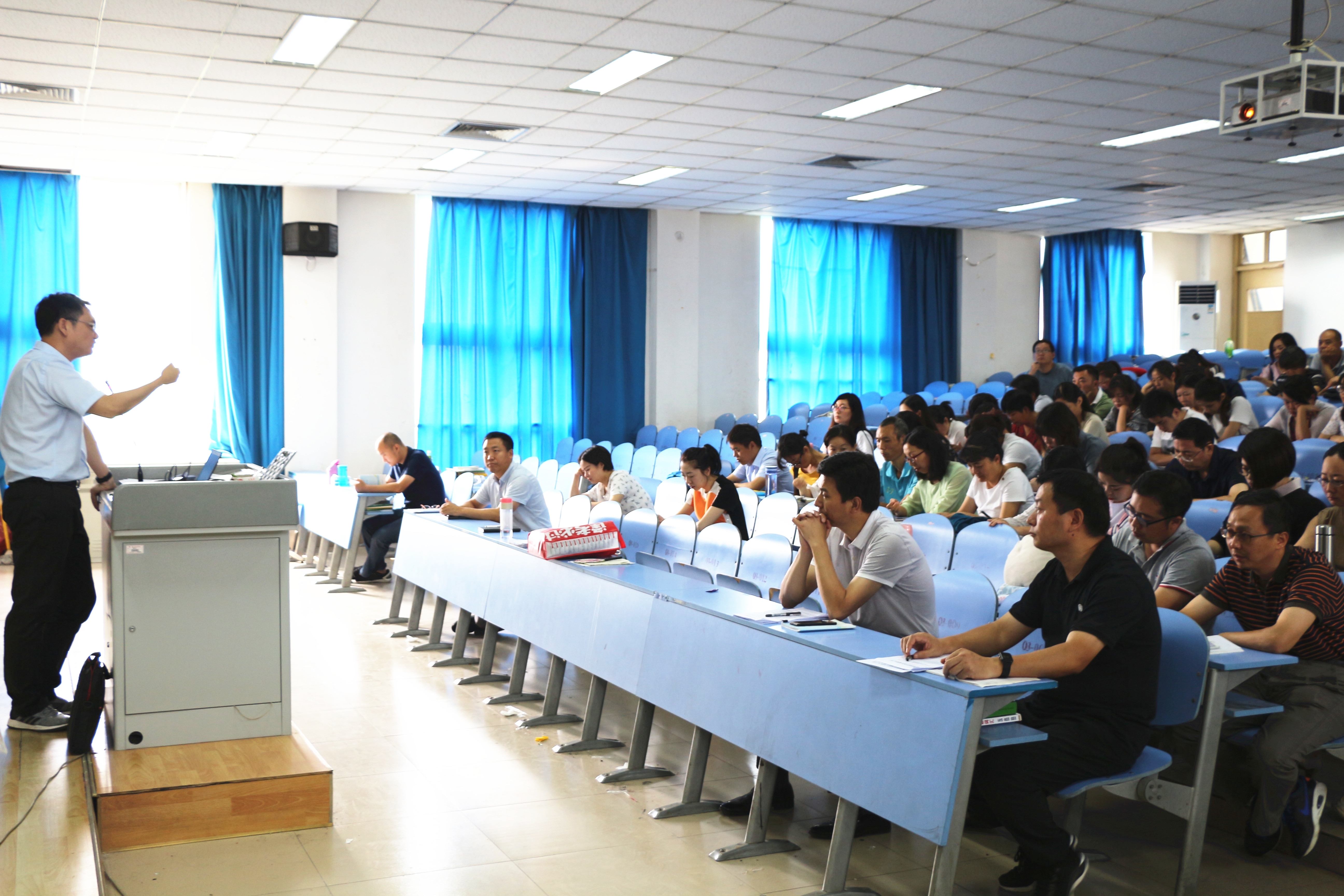 IMG_5698.jpg IMG_5698.jpg