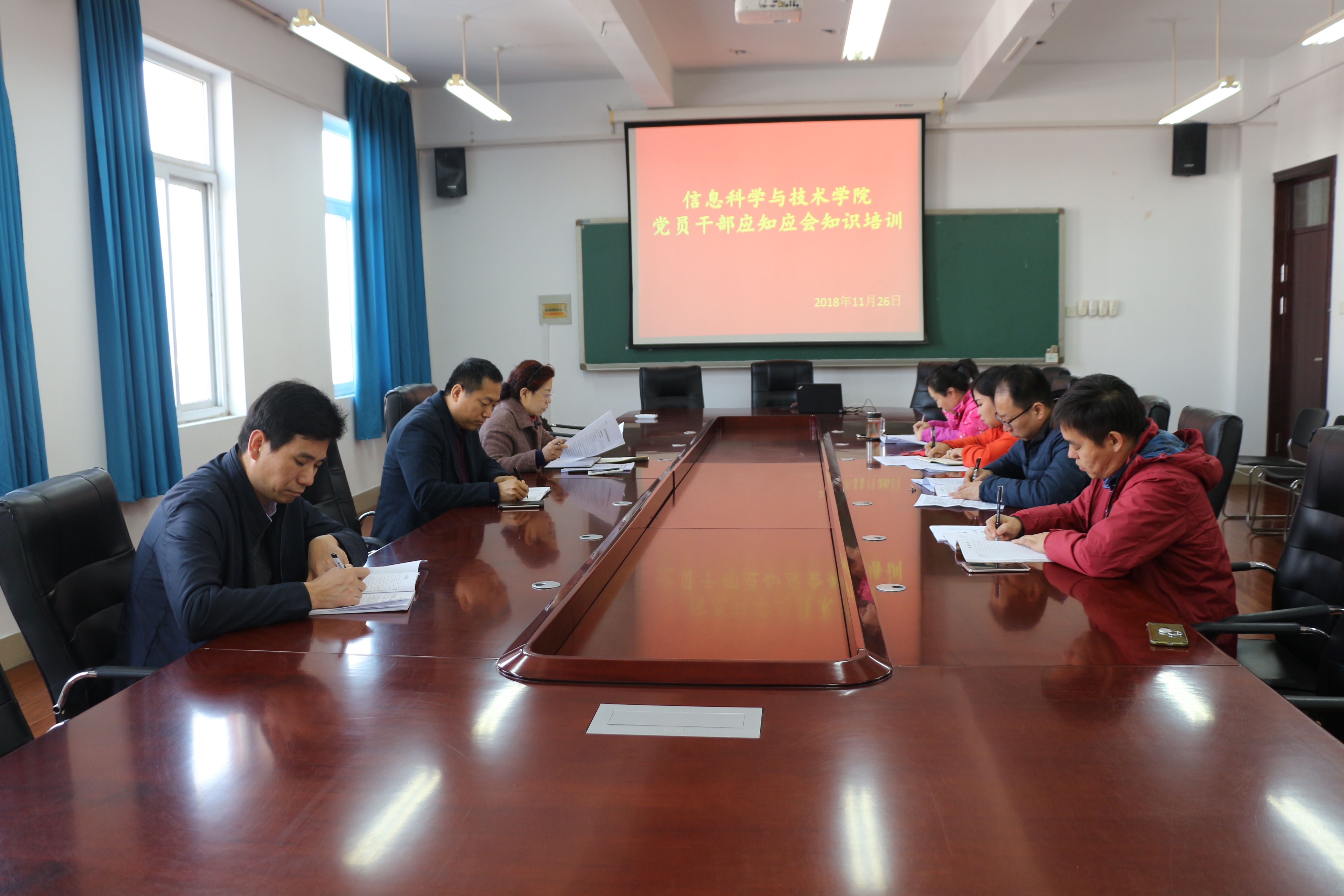 IMG_0917.JPG IMG_0917.JPG