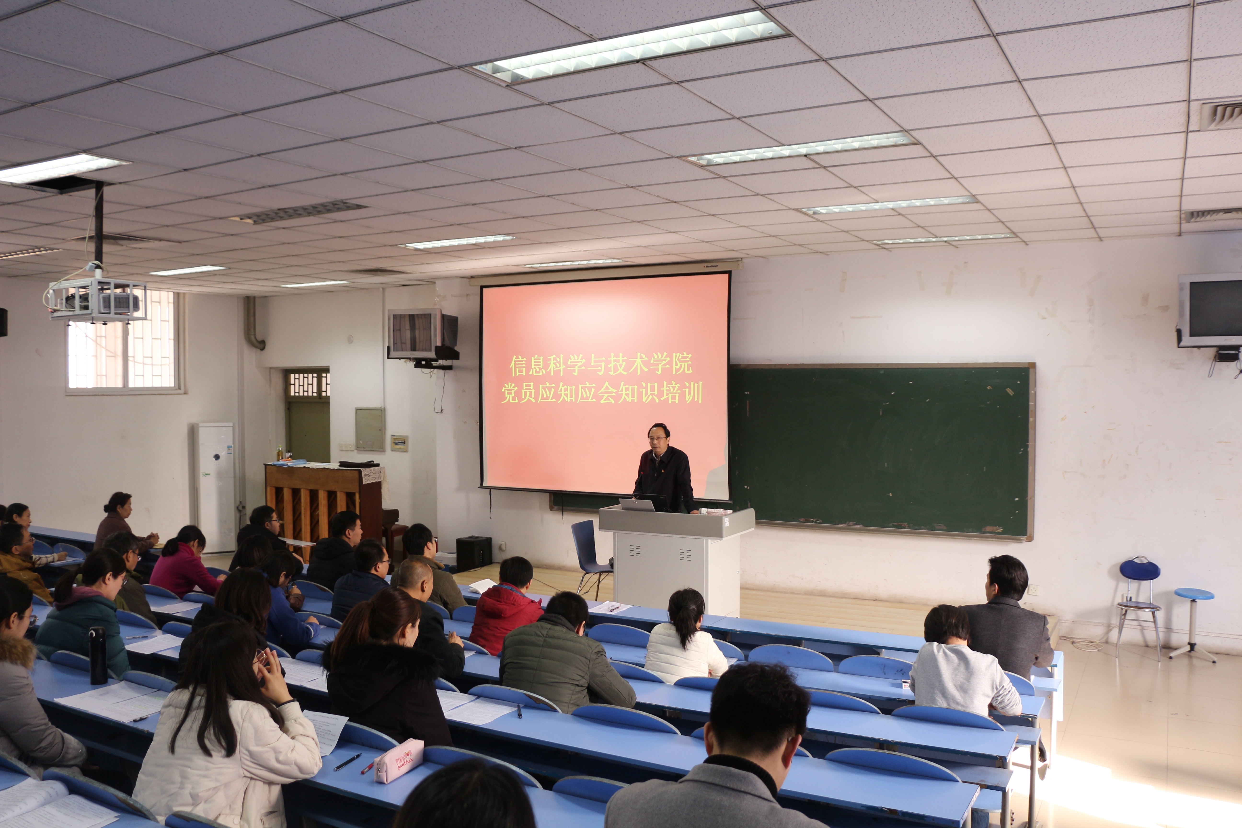 IMG_1061.JPG IMG_1061.JPG