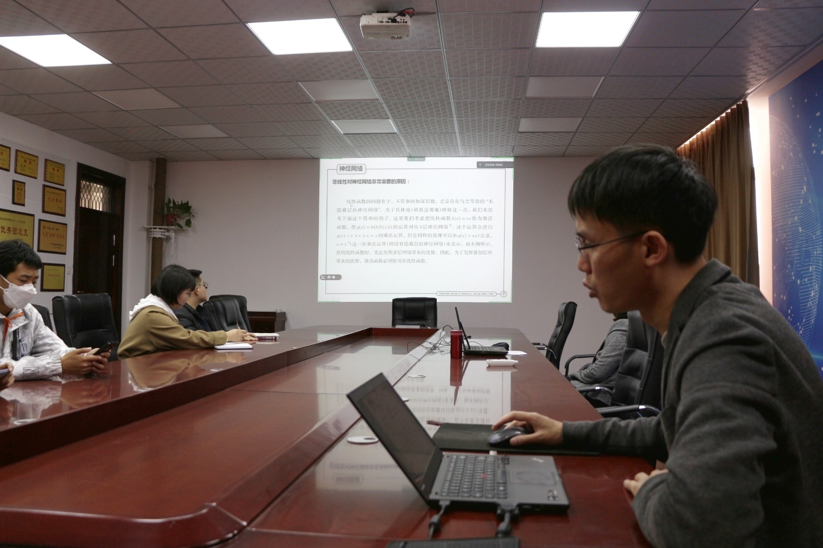 揭开深度学习的神秘面纱2.jpg