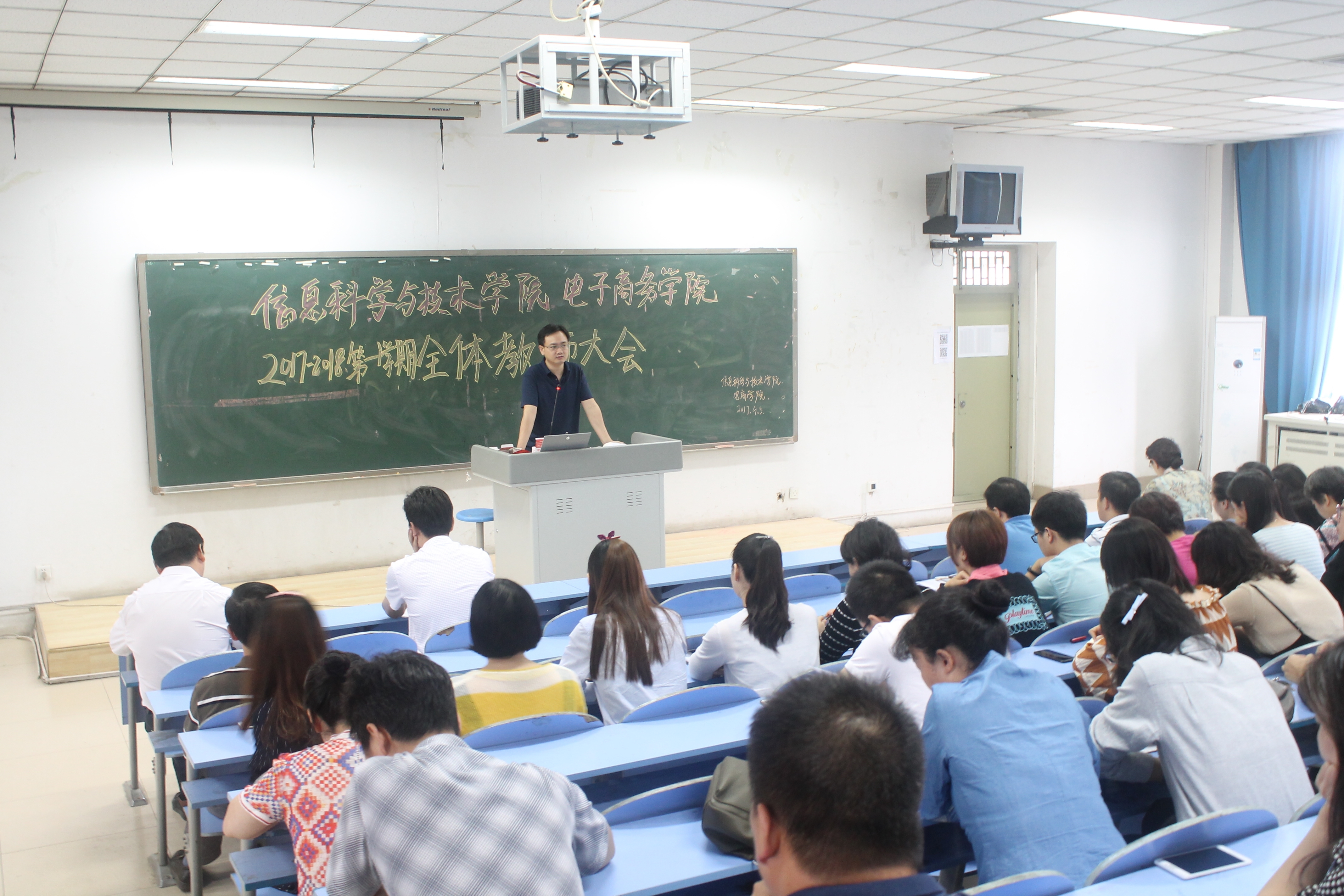 IMG_2005.JPG IMG_2005.JPG