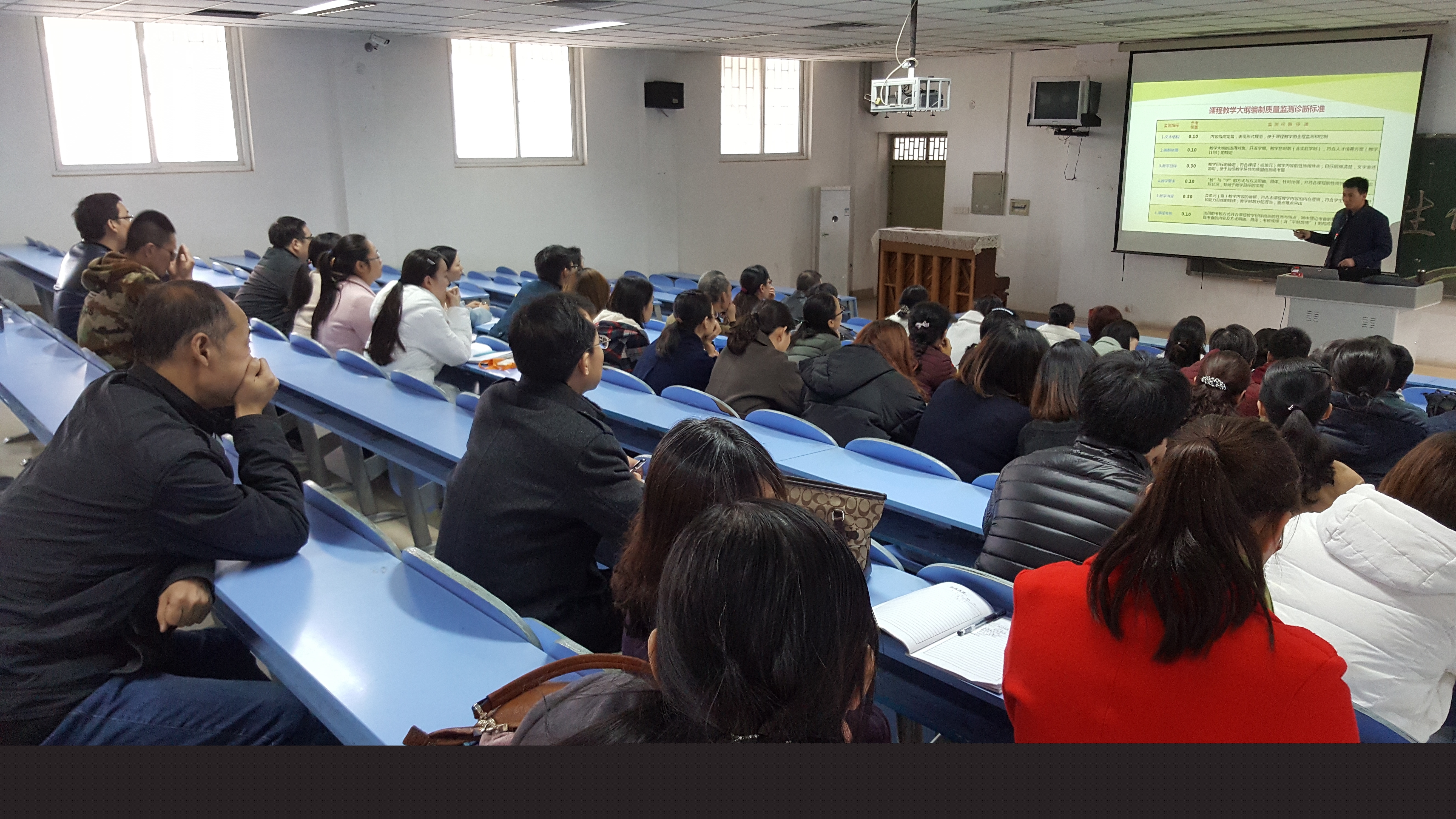 信息学院评建工作照片02.jpg 信息学院评建工作照片02.jpg