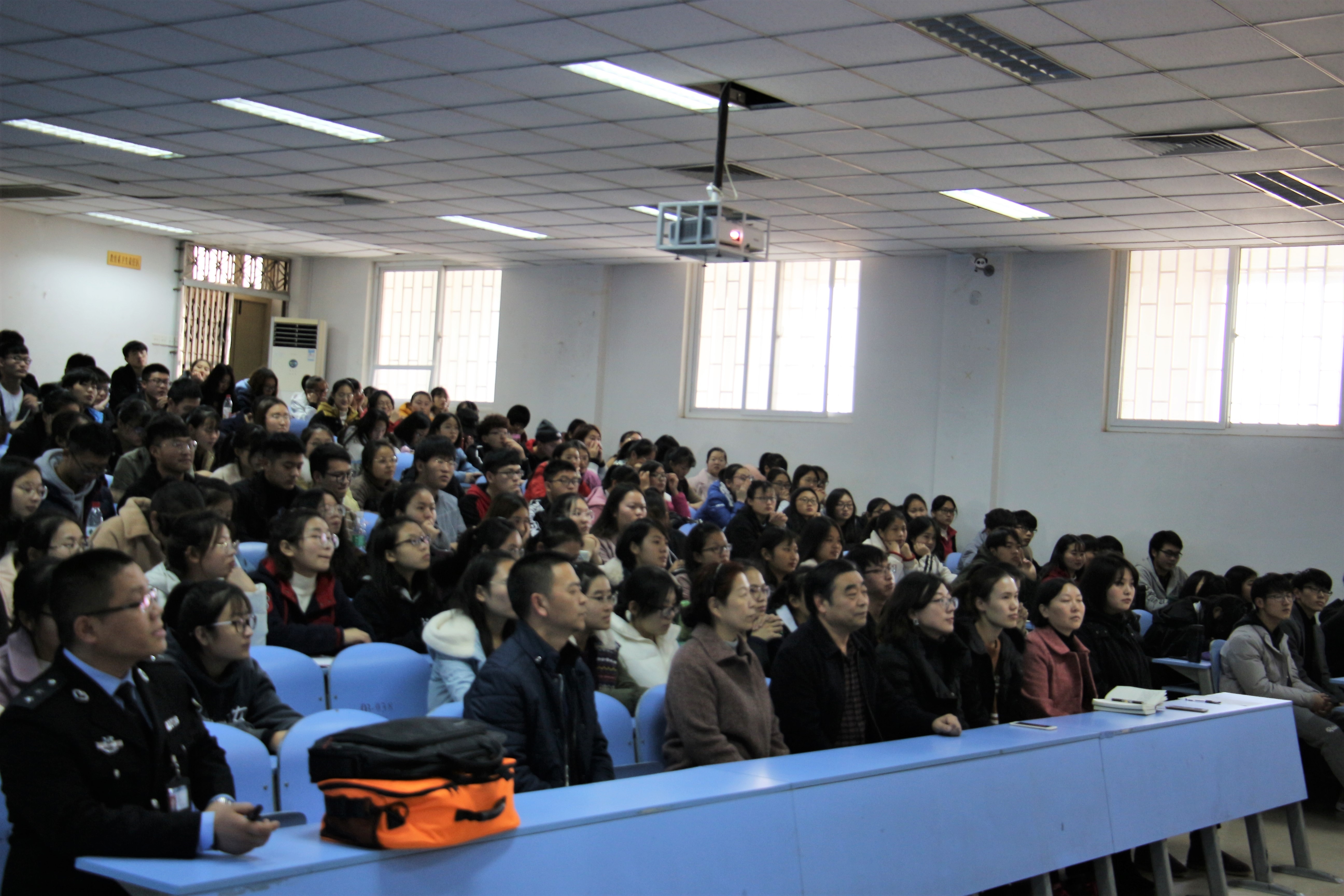 9f8048257b7b1697c6e9e36db7a225f.jpg 9f8048257b7b1697c6e9e36db7a225f.jpg