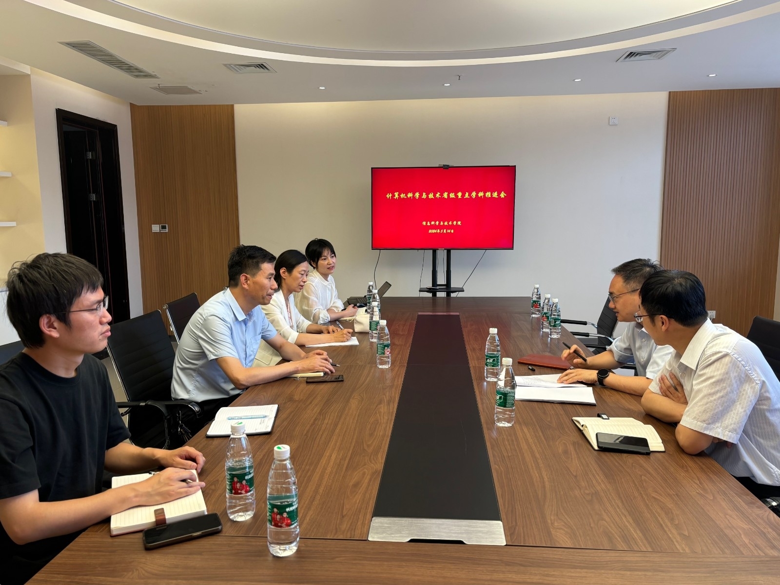 重点学科.jpg 重点学科.jpg